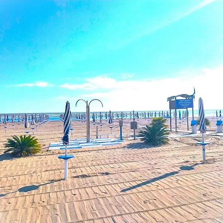 Wonderful Seaview Flat With Terrace Appartamento Grado